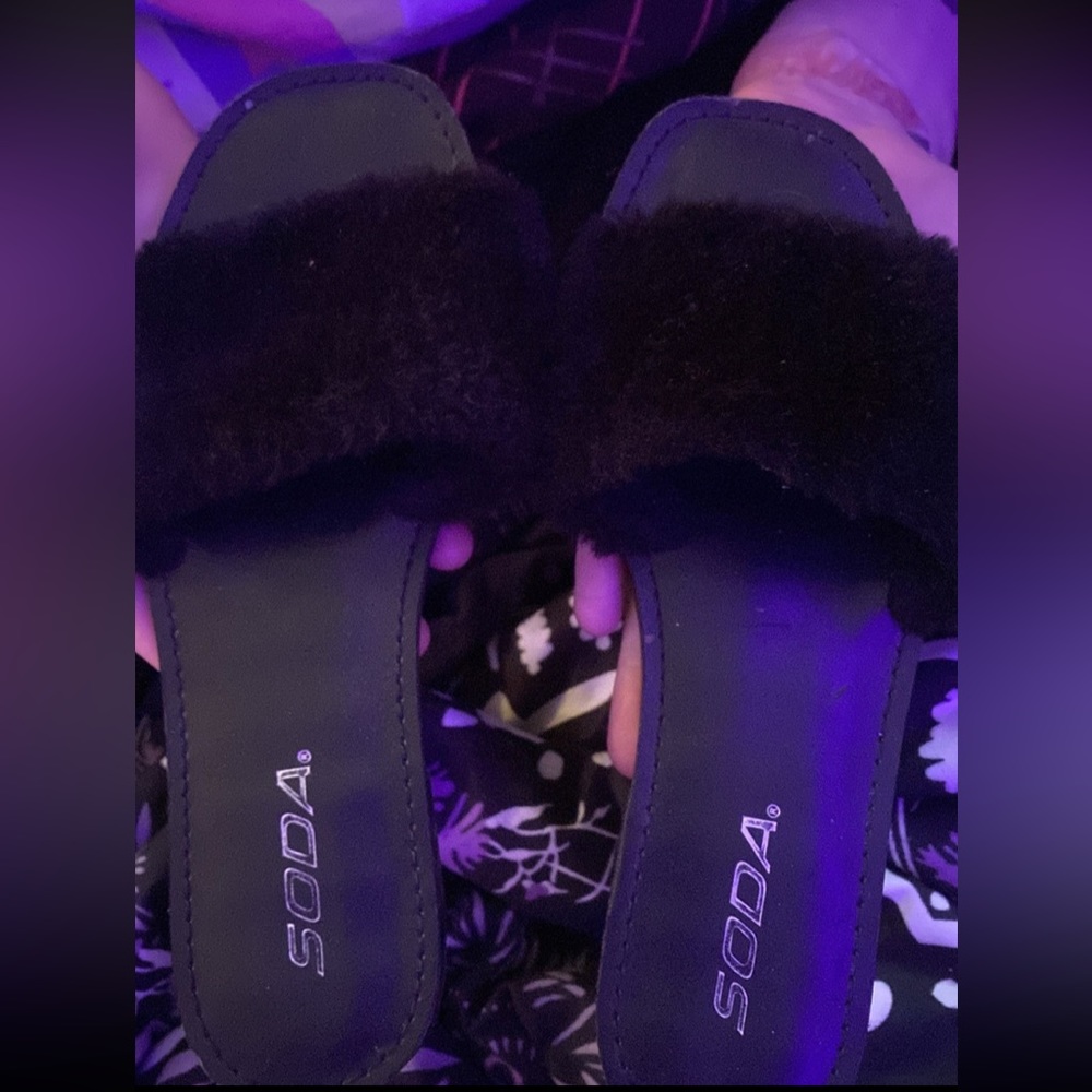 Black Furry Flat Sandals
